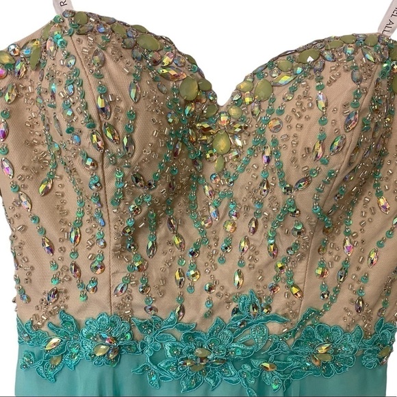 Beaded Prom Dress Size 2 - Picture 1 of 14